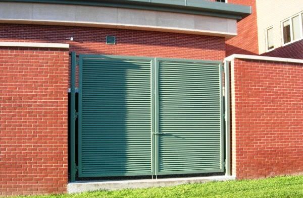 STEEL DOUBLE SWING GATES