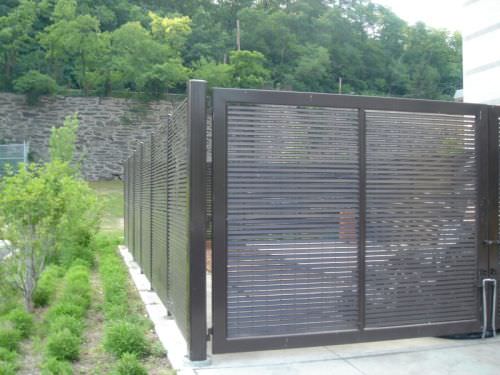 GALVANIZED STEEL FENCE