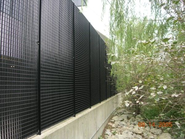 GALVANIZED STEEL FENCE