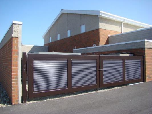 DOUBLE SWING STEEL GATE