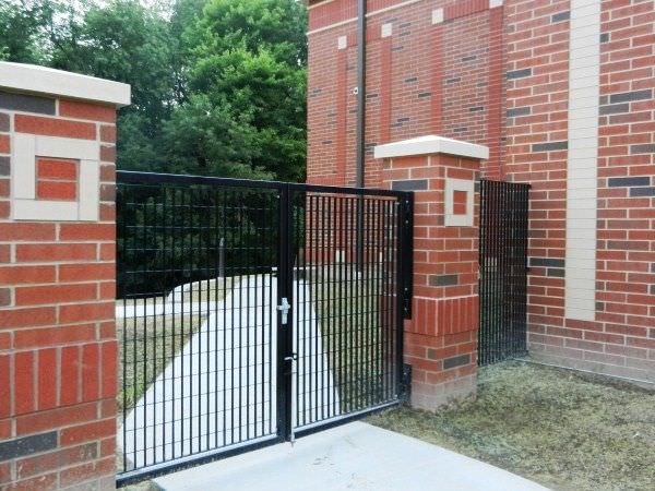 GALVANIZED STEEL FENCE