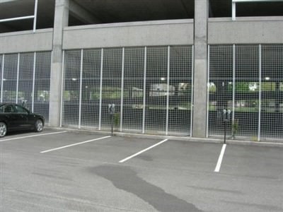 GALVANIZED STEEL GRILLE