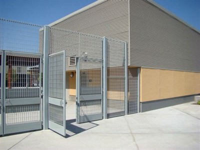 GALVANIZED STEEL FENCE