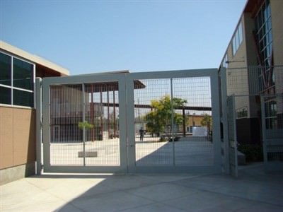 DOUBLE SWING GATE