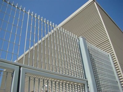 GALVANIZED STEEL FENCE