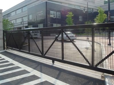 V-WHEEL GATE