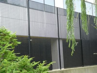 GALVANIZED STEEL FENCE