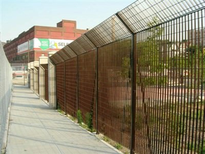 GALVANIZED STEEL FENCE
