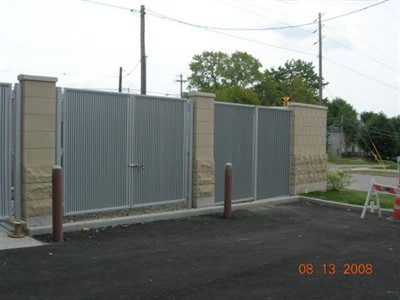 ALUMINUM FENCE